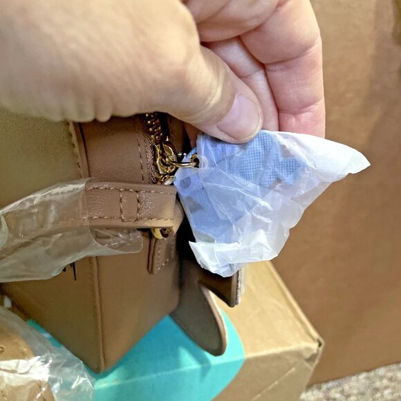 Danielle Nicole Star Wars The Child Species Unknown Crossbody - NWT - Picture 8 of 10